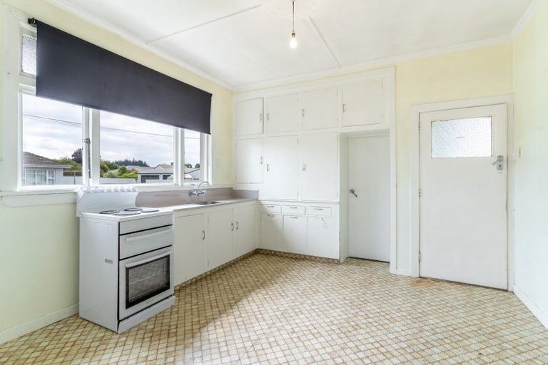 Photo of property in 38 Albert Street, Winton, 9720