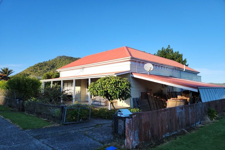 Photo of property in 170 Bright Street, Cobden, Greymouth, 7802