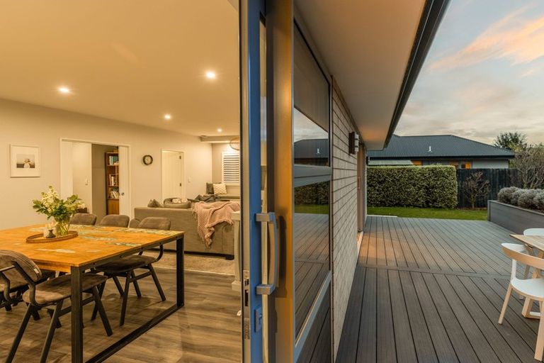 Photo of property in 4 Te Whenu Crescent, Marshland, Christchurch, 8083