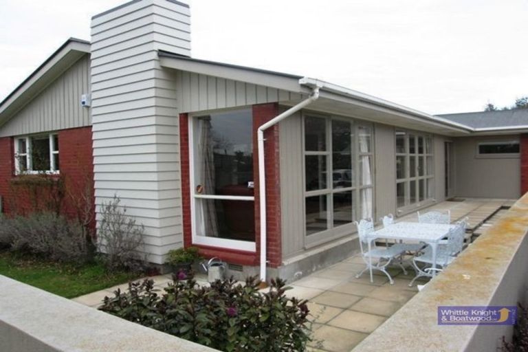 Photo of property in 15 Burnside Crescent, Burnside, Christchurch, 8053