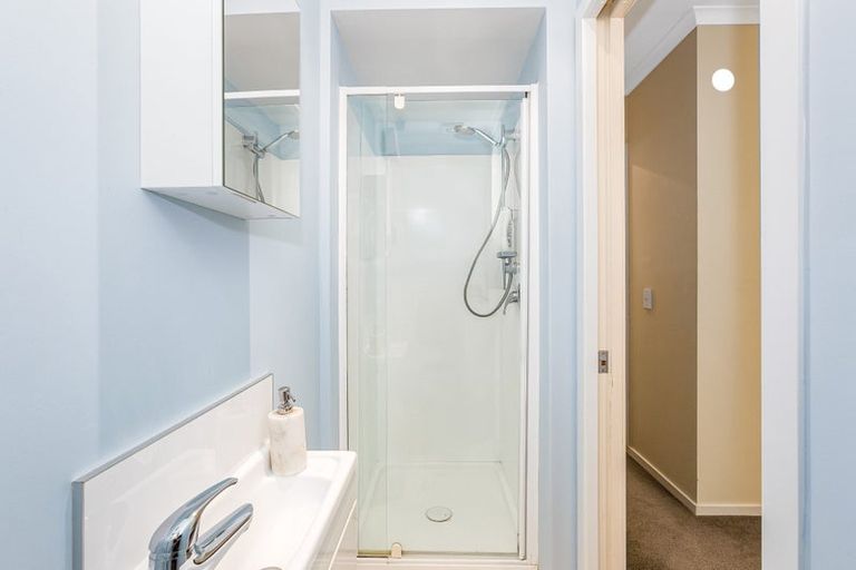 Photo of property in 25b Omar Street, Khandallah, Wellington, 6035