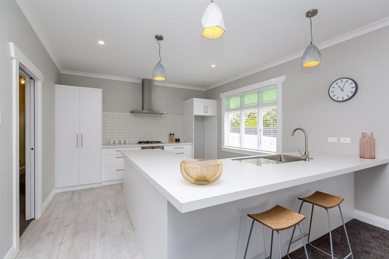 Photo of property in 60 Brois Street, Frankleigh Park, New Plymouth, 4310