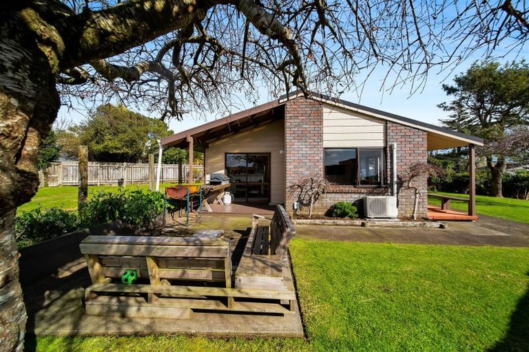 Photo of property in 11a Wicklow Place, Bell Block, New Plymouth, 4312