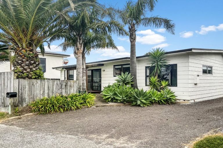Photo of property in 4 Motiti Road, Papamoa Beach, Papamoa, 3118