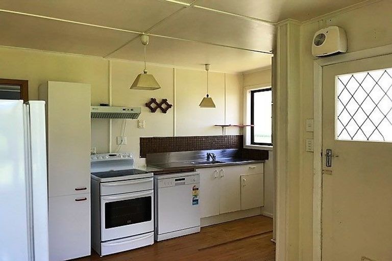 Photo of property in 45 Beazley Avenue, Paparangi, Wellington, 6037