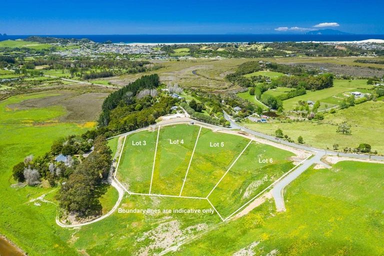 Photo of property in 2116 Cove Road, Mangawhai, Kaiwaka, 0573