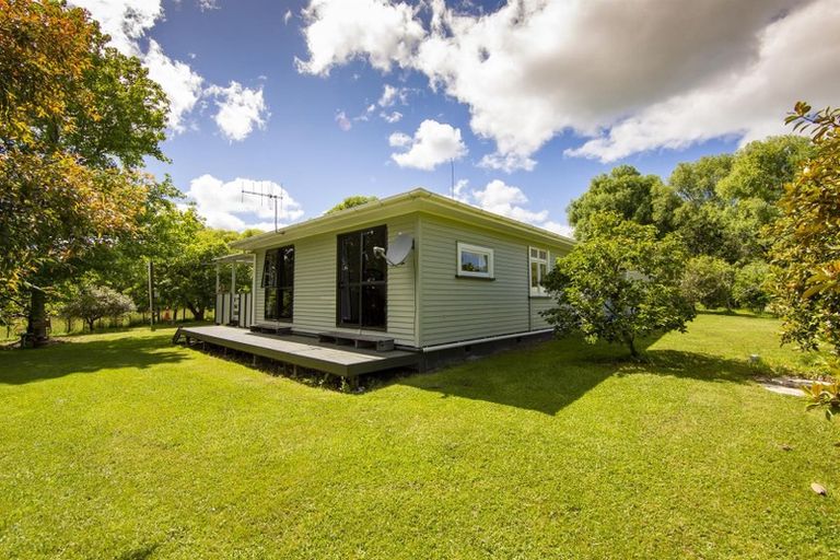 Photo of property in 617 Whakapirau Road, Whakapirau, Maungaturoto, 0583