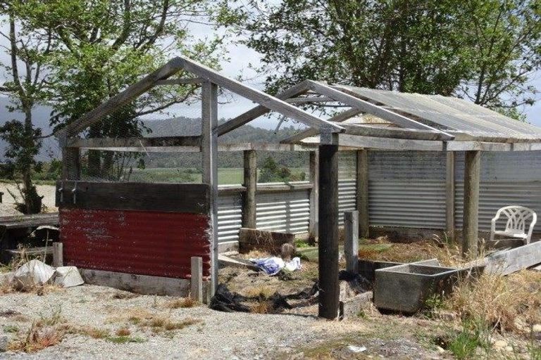 Photo of property in 41 Mcleods Road, Ross, 7885