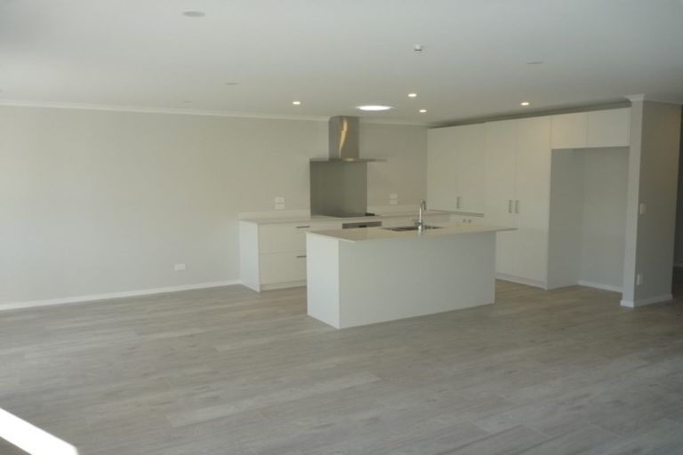 Photo of property in 120 Matua Road, Huapai, Kumeu, 0810