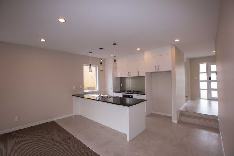 Photo of property in 36 Harvest Avenue, Orewa, 0931