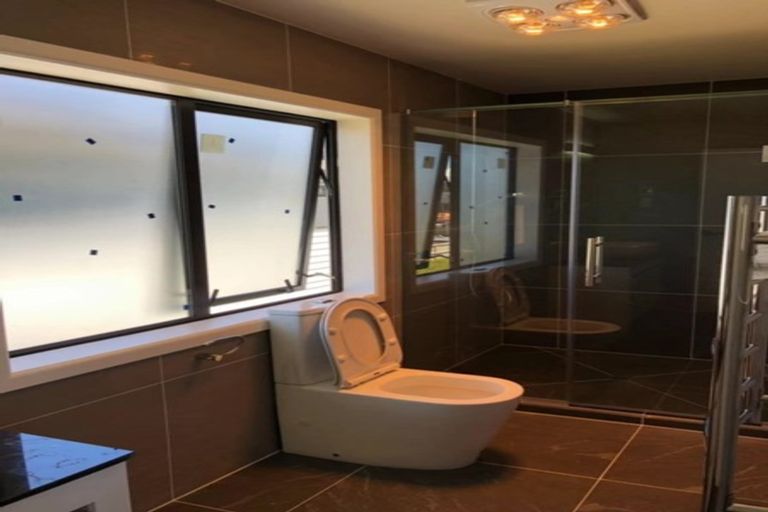 Photo of property in 59 Donegal Park Drive, Flat Bush, Auckland, 2019