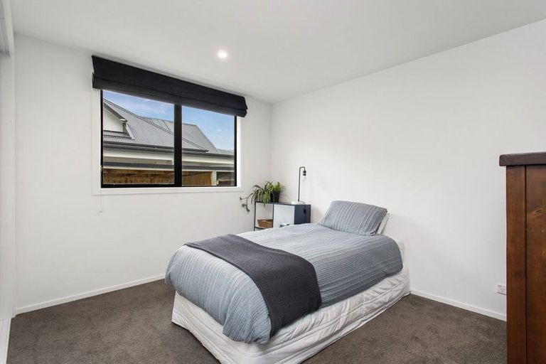 Photo of property in 4 Caro Lane, Cracroft, Christchurch, 8022