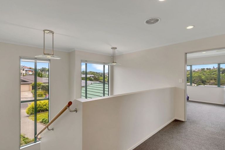 Photo of property in 71 Te Puia Drive, Aotea, Porirua, 5024