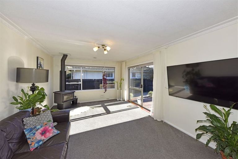 Photo of property in 40 Wingate Street, Redwood, Christchurch, 8051