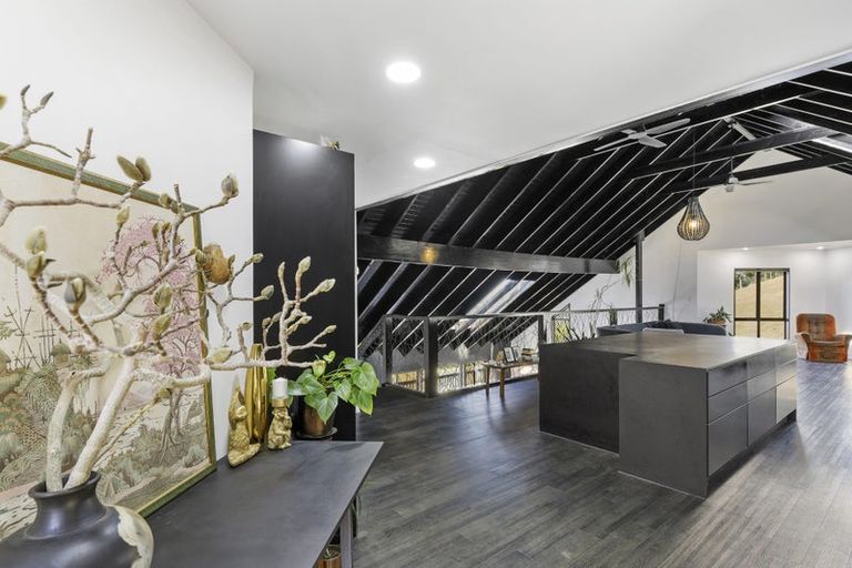 Photo of property in 95 Sweetacres Drive, Belmont, Lower Hutt, 5010