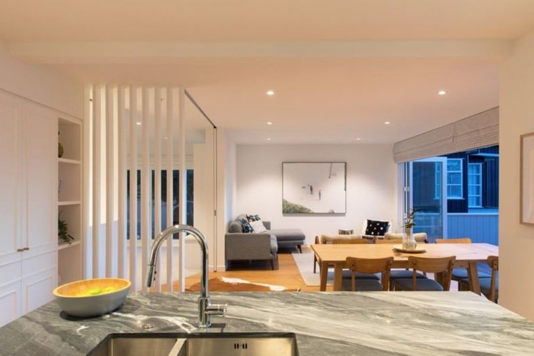 Photo of property in 68 St Michaels Avenue, Point Chevalier, Auckland, 1022