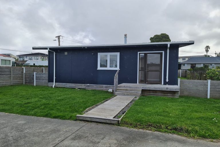 Photo of property in 15a Brixton Road, Manly, Whangaparaoa, 0930