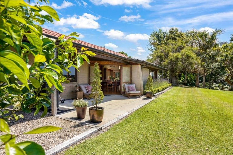 Photo of property in 2 Keridale Lane, Kerikeri, 0230