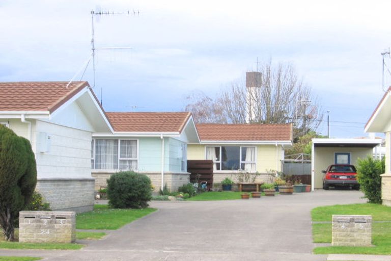 Photo of property in 4/24 Dockery Avenue, Onekawa, Napier, 4110