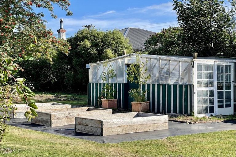 Photo of property in 3 Naylor Street, Waimate, 7924