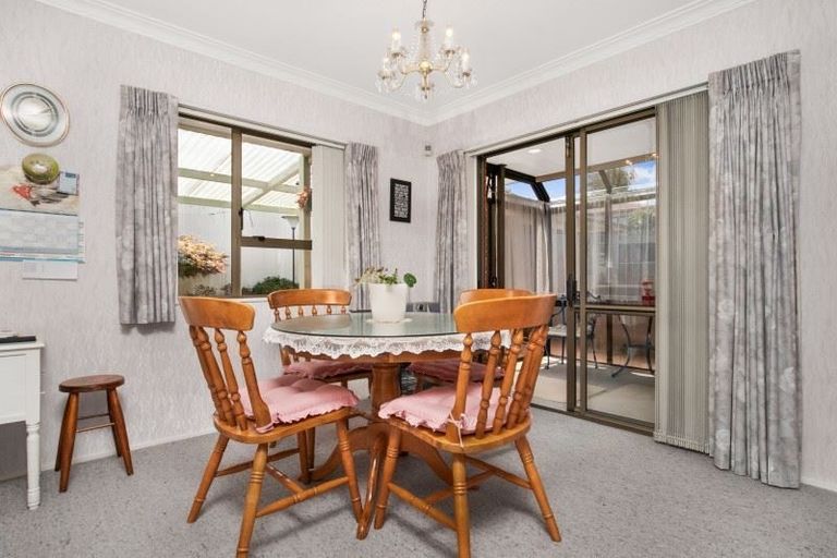 Photo of property in 1/34 Gills Avenue, Papakura, 2110