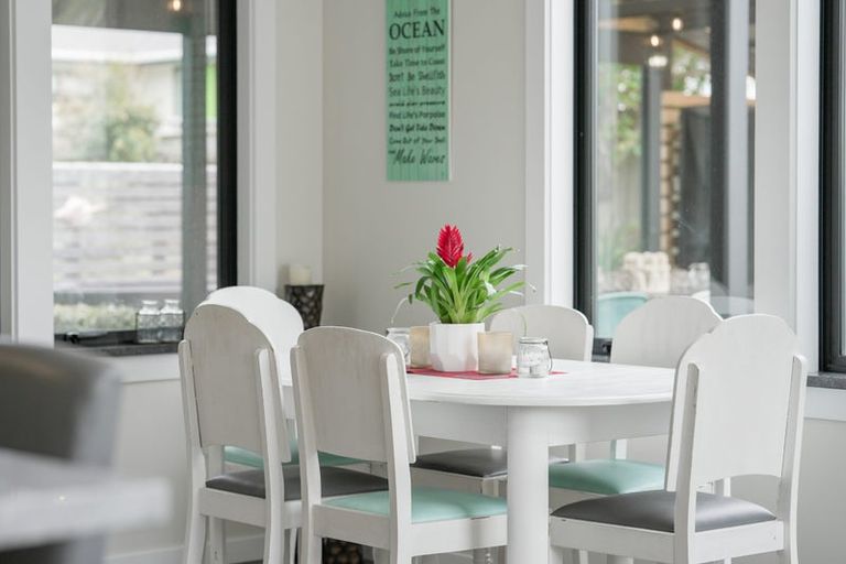 Photo of property in 79b Golf Road, Paraparaumu Beach, Paraparaumu, 5032