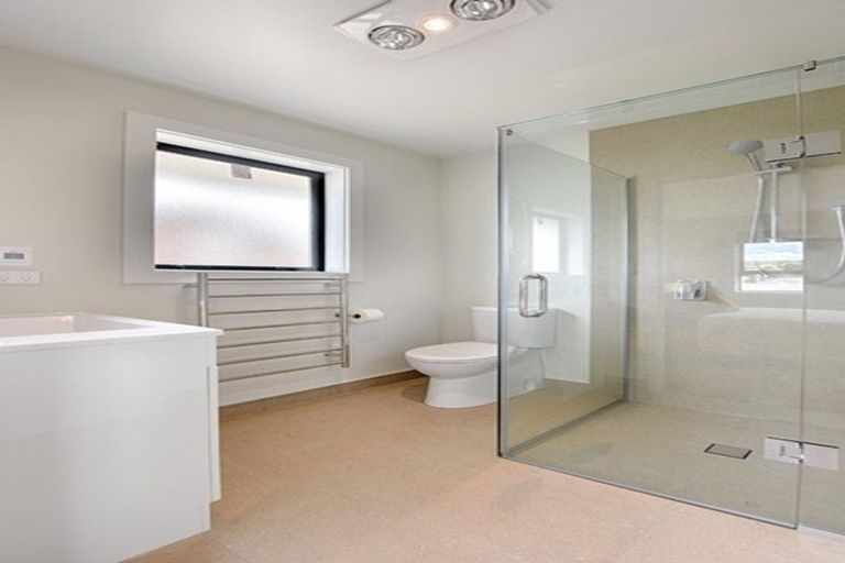 Photo of property in 1/12 Canning Street, Gore, 9710