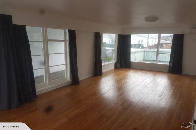 Photo of property in 80a Bell Road, Waiwhetu, Lower Hutt, 5010