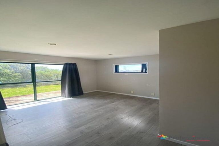 Photo of property in 18 Murphys Road, Flat Bush, Auckland, 2019