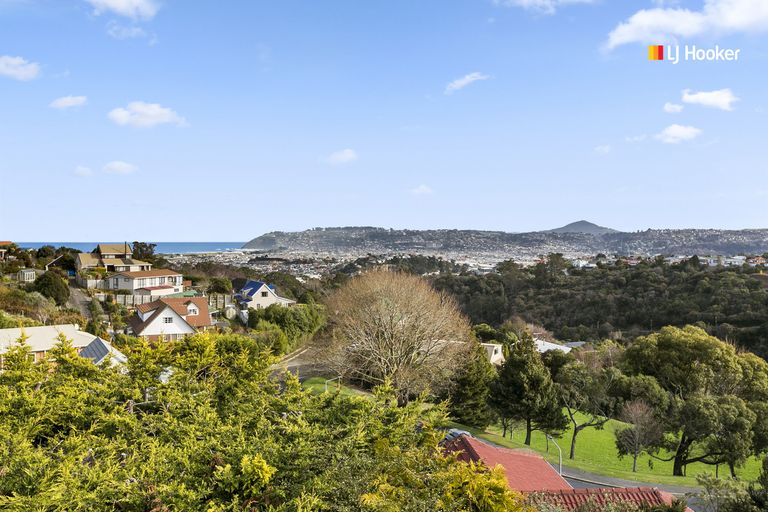 Photo of property in 15 Calvert Place, Shiel Hill, Dunedin, 9013