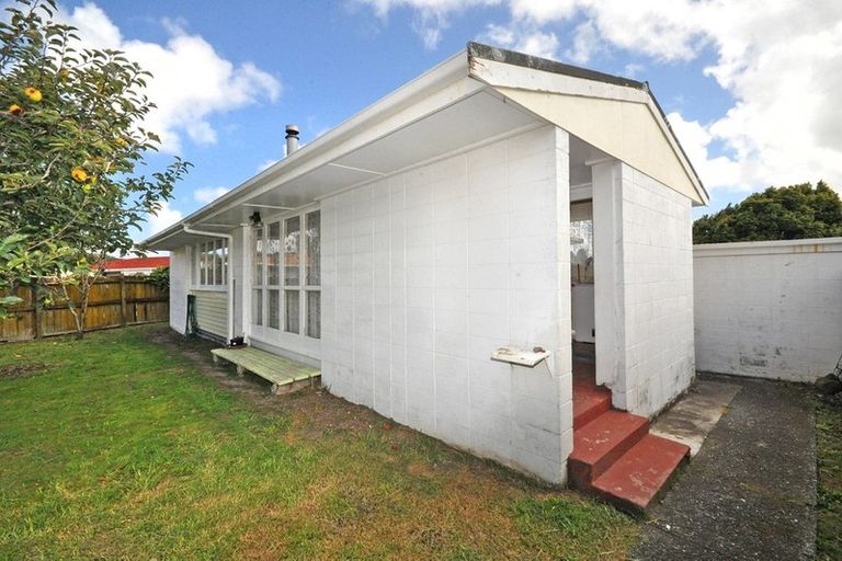 Photo of property in 1 Totara Street, Waiuku, 2123