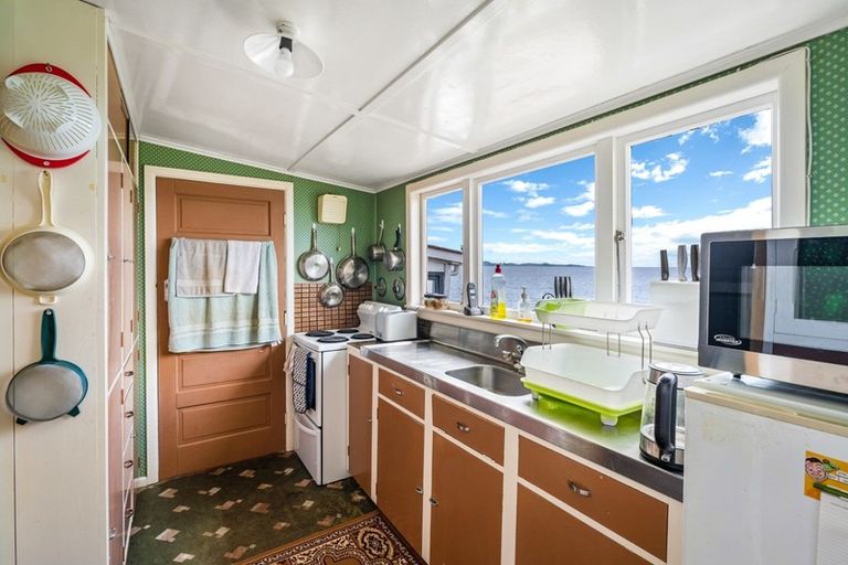 Photo of property in 183 Shag Point Road, Shag Point, Palmerston, 9482