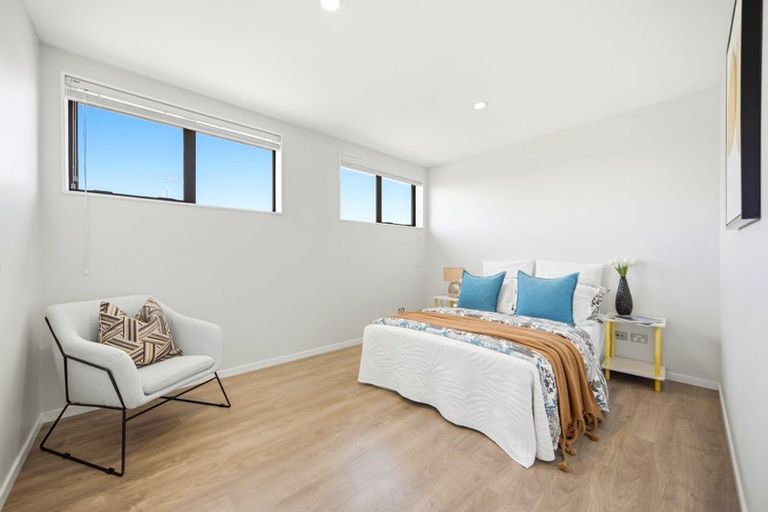 Photo of property in 132a Lynwood Road, New Lynn, Auckland, 0600