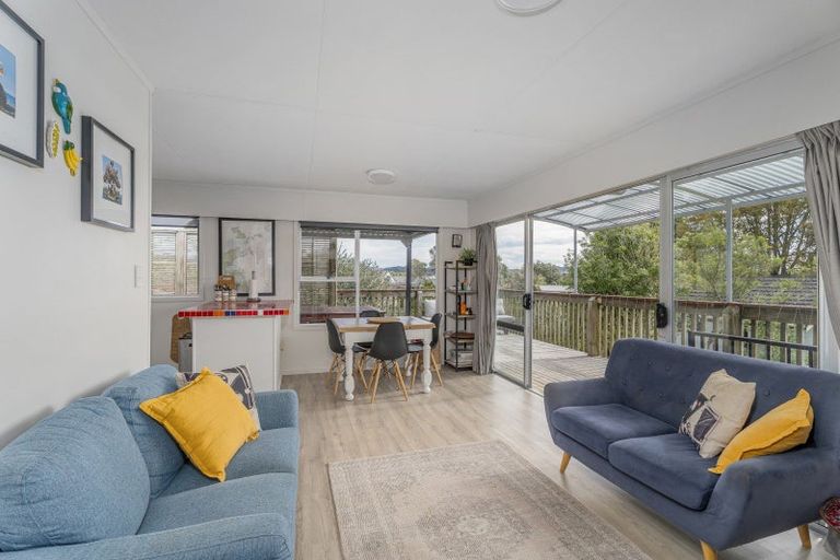 Photo of property in 12 Hardy Place, Cooks Beach, Whitianga, 3591