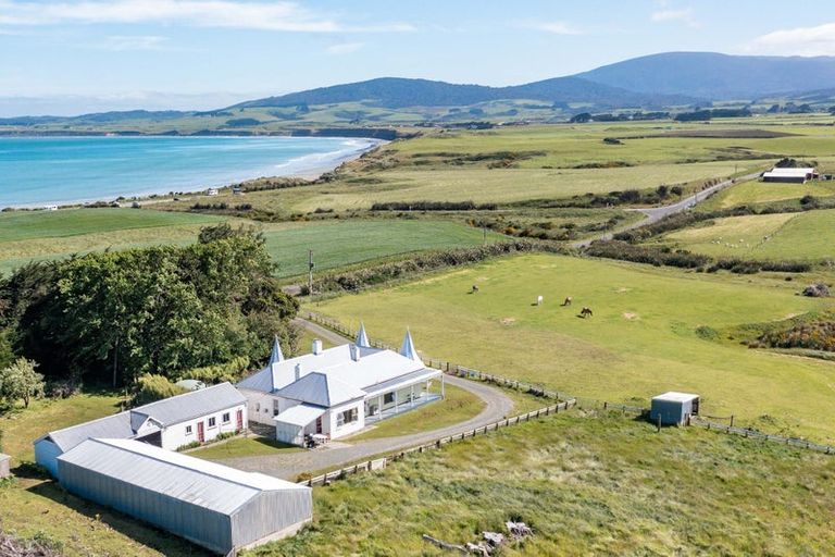 Photo of property in 95 Frentz Road, Pahia, Riverton, 9881