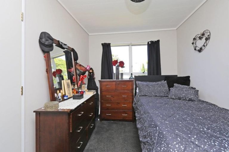 Photo of property in 66 Freyberg Avenue, Tamatea, Napier, 4112