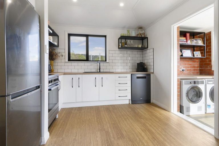 Photo of property in 144 Oxford Terrace, Epuni, Lower Hutt, 5011