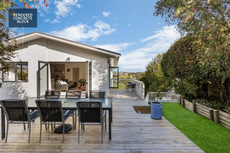 Photo of property in 2/12 Fallow Street, Browns Bay, Auckland, 0630