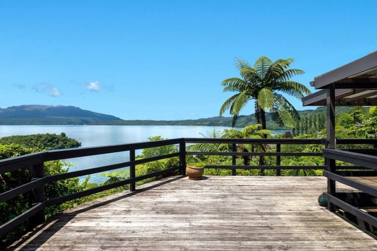 Photo of property in 62 Spencer Road, Lake Tarawera, Rotorua, 3076
