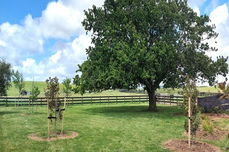 Photo of property in 83 Settlement Road, Puni, Pukekohe, 2678