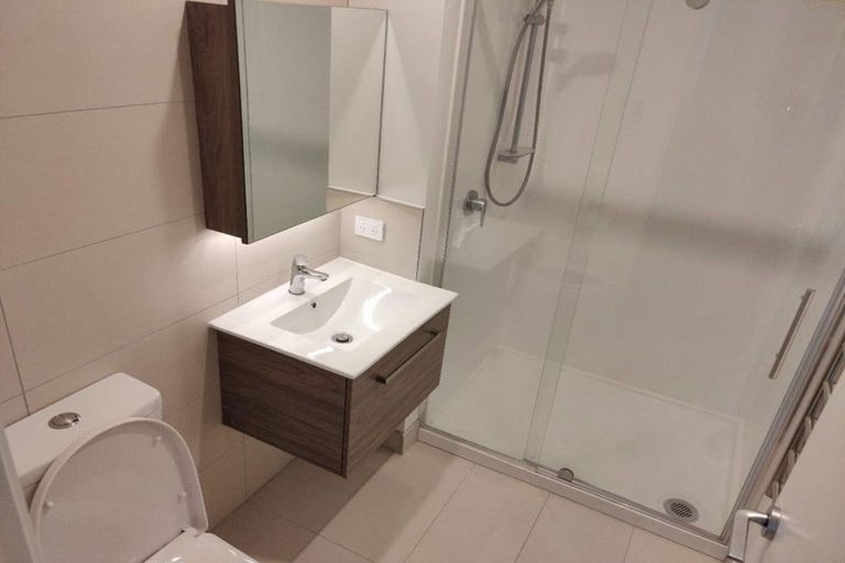 Photo of property in 105/6 Waikumete Road, Glen Eden, Auckland, 0602