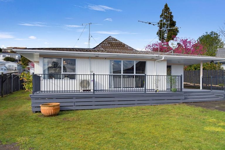 Photo of property in 16 Dingadee Street, Welcome Bay, Tauranga, 3112