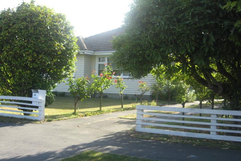 Photo of property in 24 Middleton Road, Upper Riccarton, Christchurch, 8041