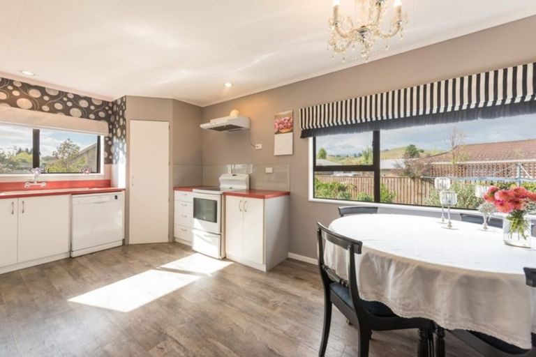 Photo of property in 24 Martin Avenue, Wakefield, 7025