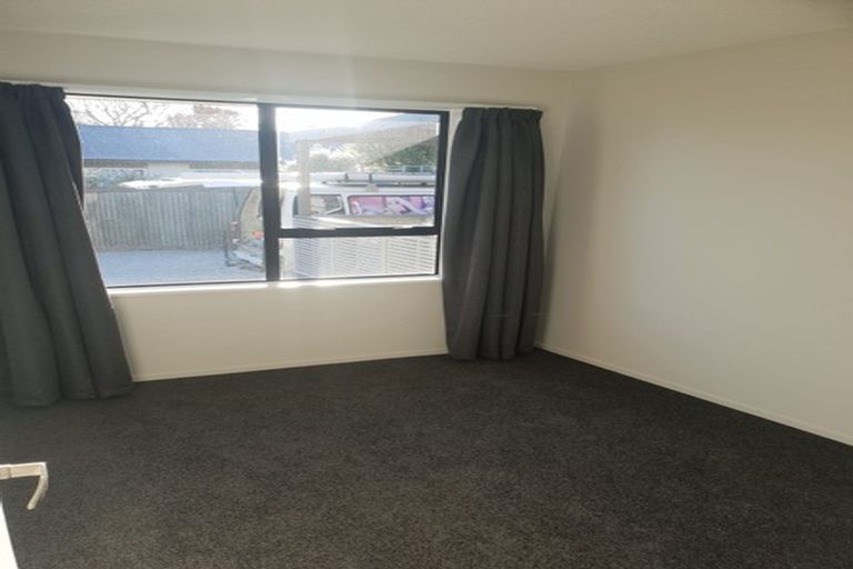 Photo of property in 11 Factory Road, Belfast, Christchurch, 8051