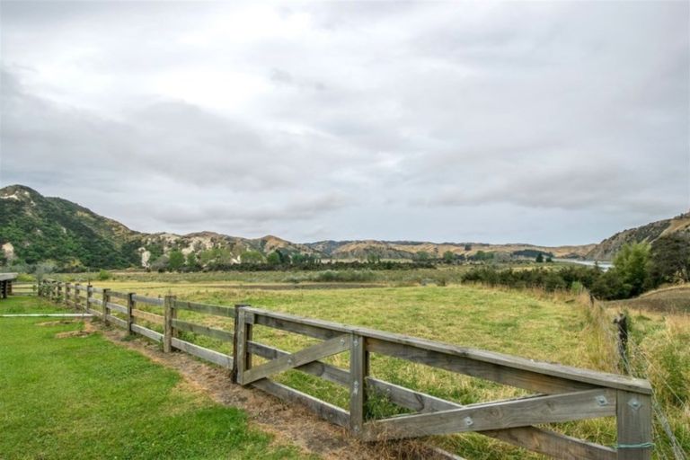 Photo of property in 1072 Waiau-toa Road, Waipapa Bay, Kaikoura, 7371