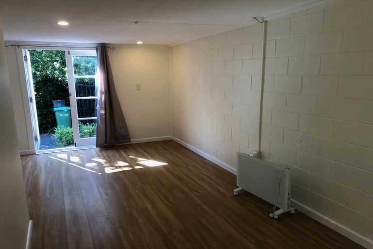 Photo of property in 3/138 Rangatira Road, Beach Haven, Auckland, 0626