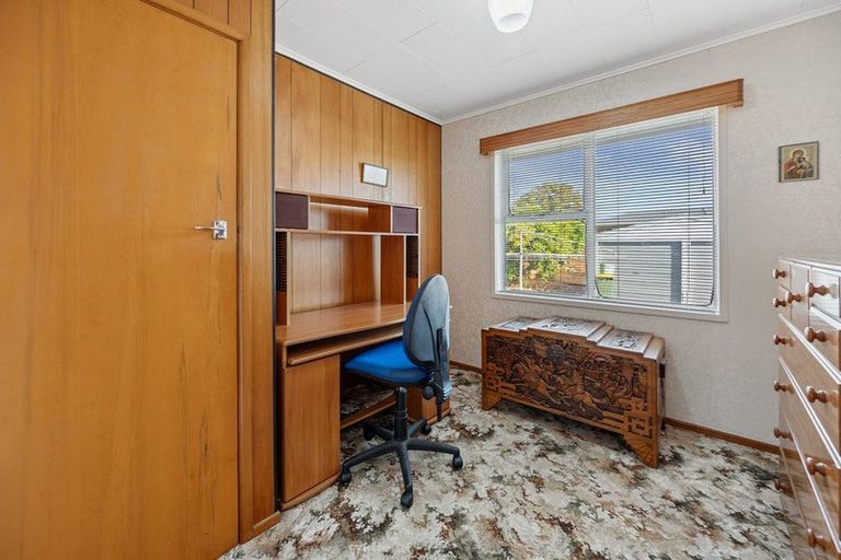 Photo of property in 5 Nicola Place, Mangere, Auckland, 2022