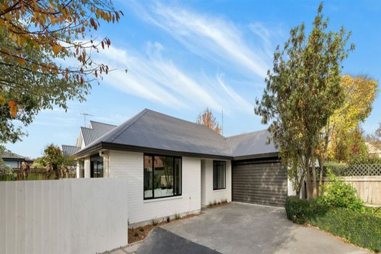 Photo of property in 14 Blighs Road, Strowan, Christchurch, 8052