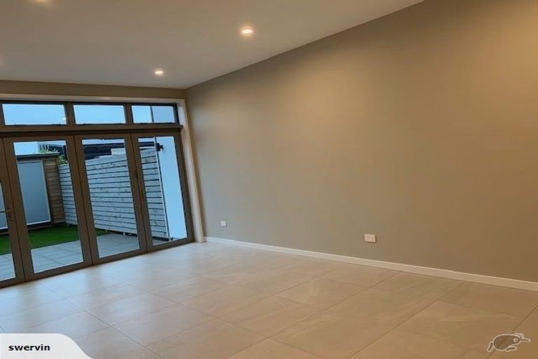 Photo of property in 19 Te Ara Kawakahia, Waikanae, 5036